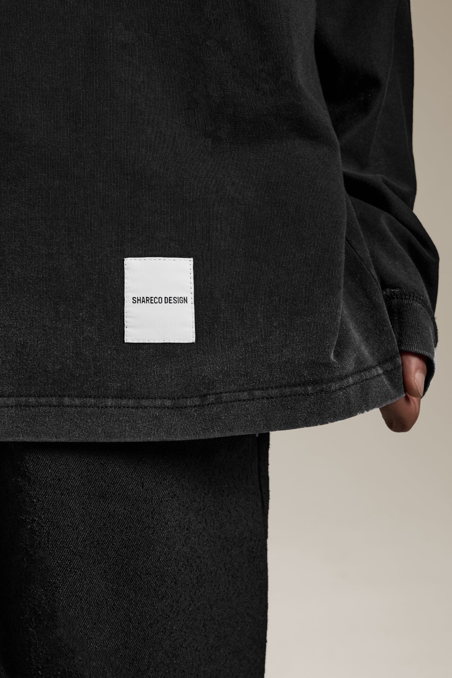 REVERSIBLE WASHED LONG SLEEVE TEE